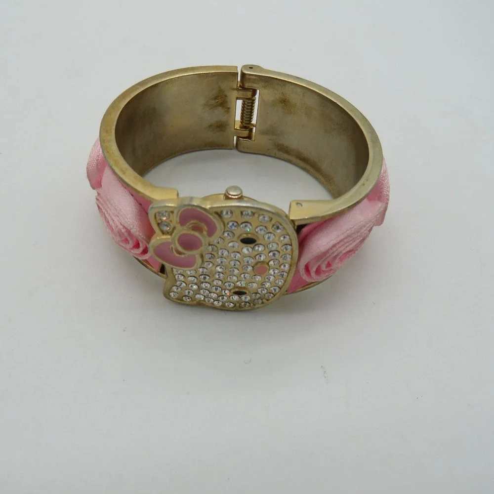 Sanrio Hello Kitty Rhinestone Flip Top Bangle Watch Pink Rosette Gold Tone Y2K